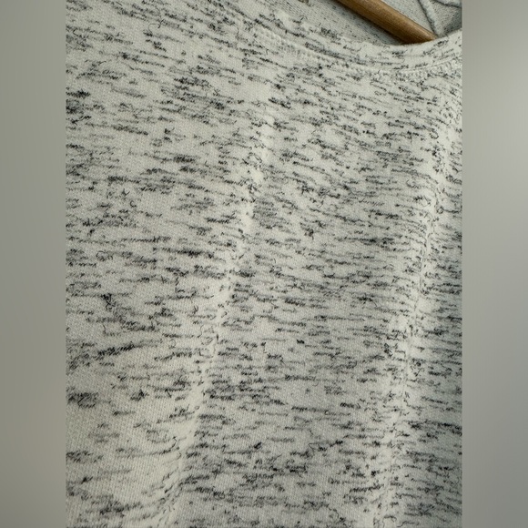 Bobbie Brooks Long Sleeves - Picture 2 of 5